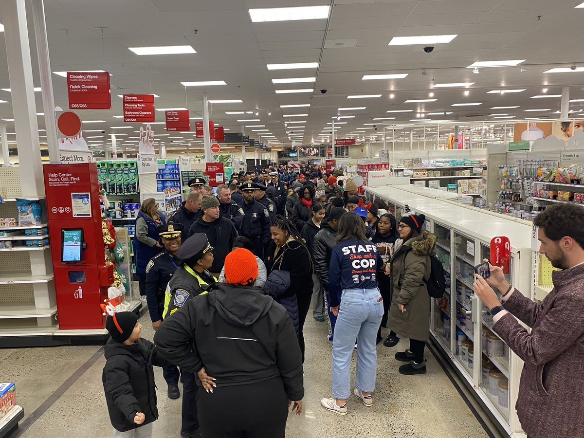 Daniel Linskey tweet media