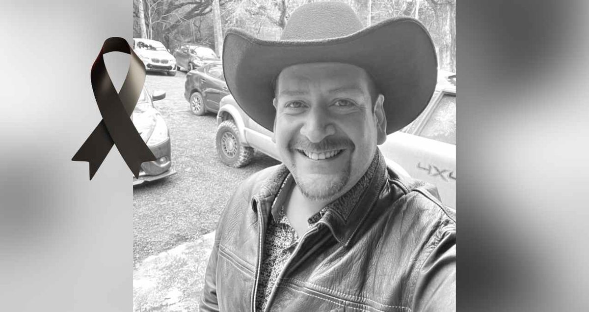 VoxPopuliNoti's tweet image. Fallece el famoso comediante ‘El Cometa Show’, a los 40 años

Quien confirmó la noticia fue Mike Salazar

voxpopulinoticias.com.mx/2025/12/muere-…
#ElCometaShow #ComediaMexicana #Monterrey #HumorNorteño