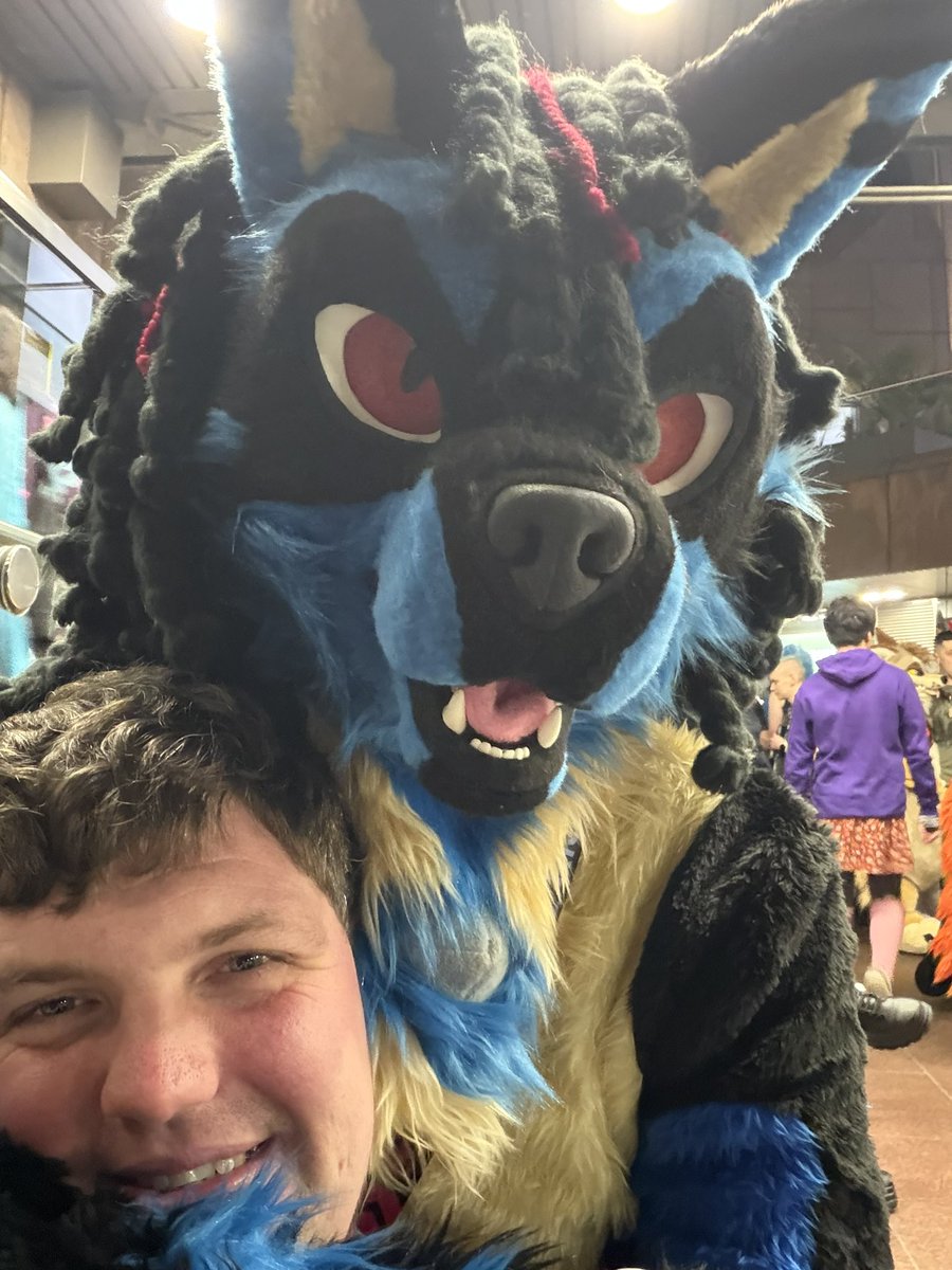 Met some amazing people at LFM Christmas party on Saturday :3 

<a href="/Unisonine/">Unison/Shiva</a> 
<a href="/SoulSilverIV/">Arkie🌸 🔜 SotonFurs Winter Party</a> 
Noah
Yuvi

With more to follow :3