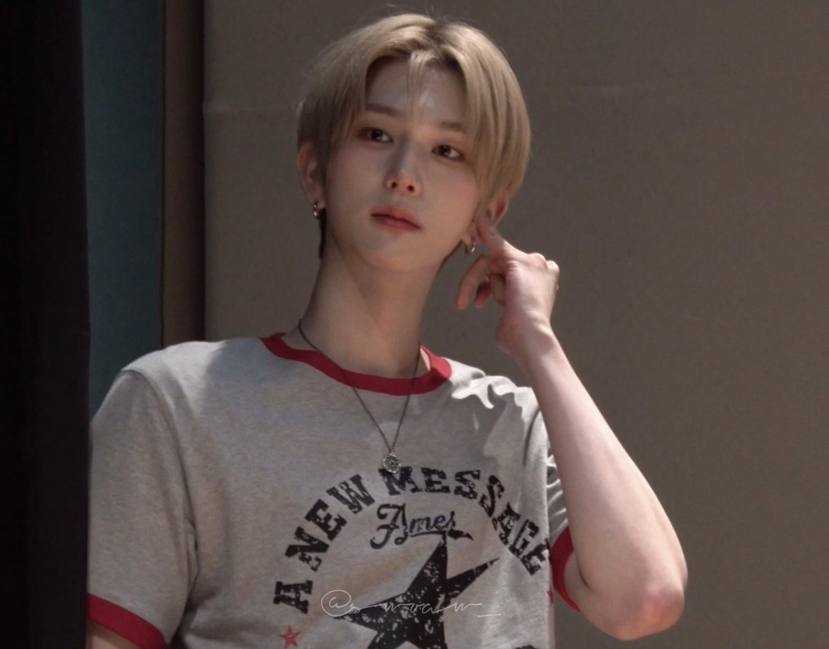 (⸝⸝๑  ̫๑⸝⸝)

#이펙스 #EPEX #백승 #BAEKSEUNG