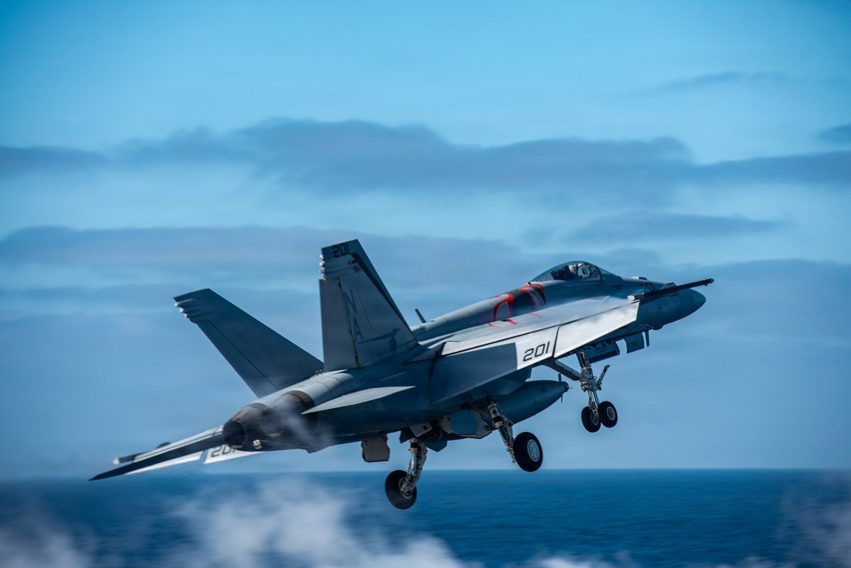 INDOPACOM's tweet photo. USS Nimitz sustains high-tempo flight operations in the Pacific to support integrated deterrence across the Indo-Pacific.

📍 #IndoPacom https://t.co/nzU0BGj9oU