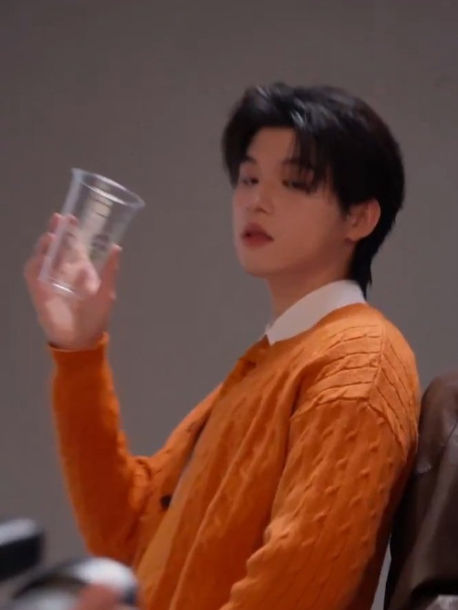 อากาศเช้านี้ ฟ้าสวย และมีหมวยมาก

#PunthaixSkyNani
#พันธุ์ไทยอะไรก็เป็นไปได้