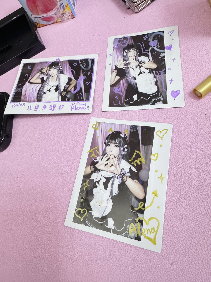 CosplayAlena's tweet photo. Maid cafe
#maidcosplay  #メイド喫茶  #メイドカフェ https://t.co/XEKv0gqelc