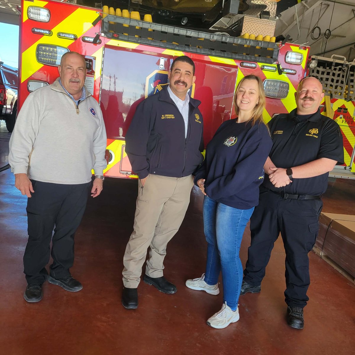 What a fun day!
It started with the JBSA Workforce Alliance at RBFCU. Thank you RBFCU for hosting. Then it was off to spread a little cheer to our First Responders in Schertz, Cibolo, Selma, and a stop at ESD #6 Bracken Fire Department . (Bianca Ramos was our official elf. 🙂 )
