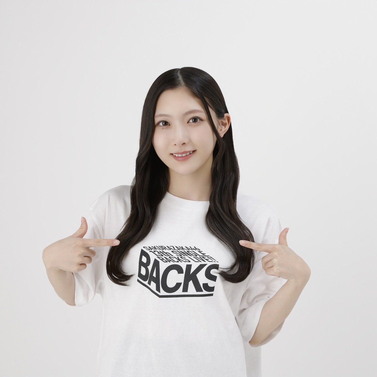 13th Single BACKS LIVE!!」 オフィシャルグッズ会場販売を実施中