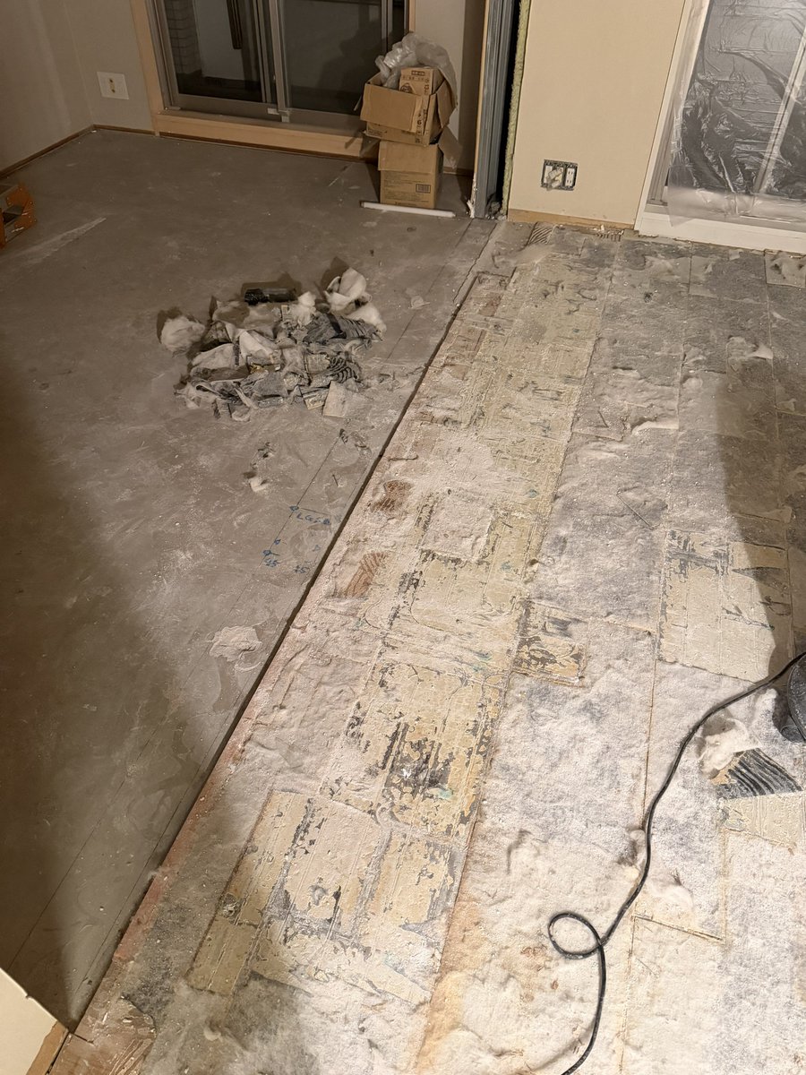 人工费太贵，装修还要自己上手干活😂
这个地暖可是害惨我了