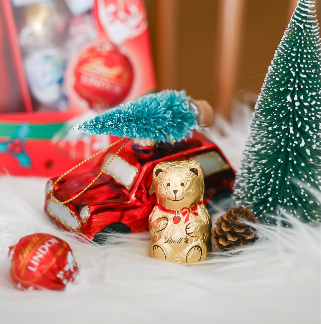 ★未開封・レア★チョコボのドームマスコット クリスマスバージョン リンツとみんなで！ クリスマス準備を始めませんか？🎄 ＼ ツリーを