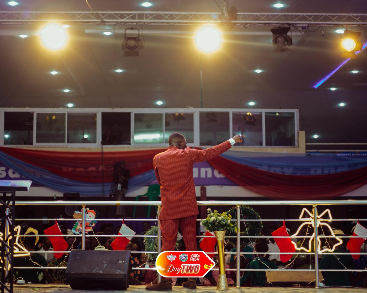 rccgdtce's tweet photo. Prayer Conference💥🔥
Ministering: Pastor Adeniji Oluwademiladeogo.

Day 2- Prayer Conference.
#Godofallflesh
#RCCGCongress2025
#NTAffairs 
#DTCE https://t.co/83PPV5pFJn
