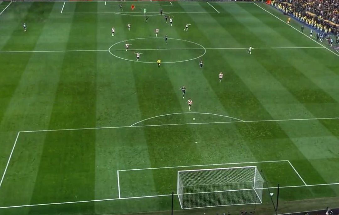 MosconRodriguez's tweet image. El loco se corrio toda la cancha