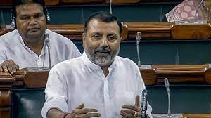 nirendev1's tweet image. #Congress nexus with ex-#CECs is well known ... #TNSeshan, #RamaDevi, #MSGill ... :::: How #NishikantDubey exposes #Congress party's double standards and falsehood on #VoteChori and #electoralreforms ?  bestofindiarestofindia.blogspot.com/2025/12/congre…