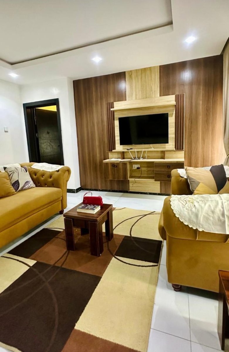 Twinklemariah's tweet photo. Book our Studio rooms, one BR and two BR Apartments in the heart of Ajao Estate.
24 hour Electricity (on 33 KVA Line)
Security
Proximity to Airport
Comfort

Call us on 09030685218 https://t.co/tjRB5qMe8k