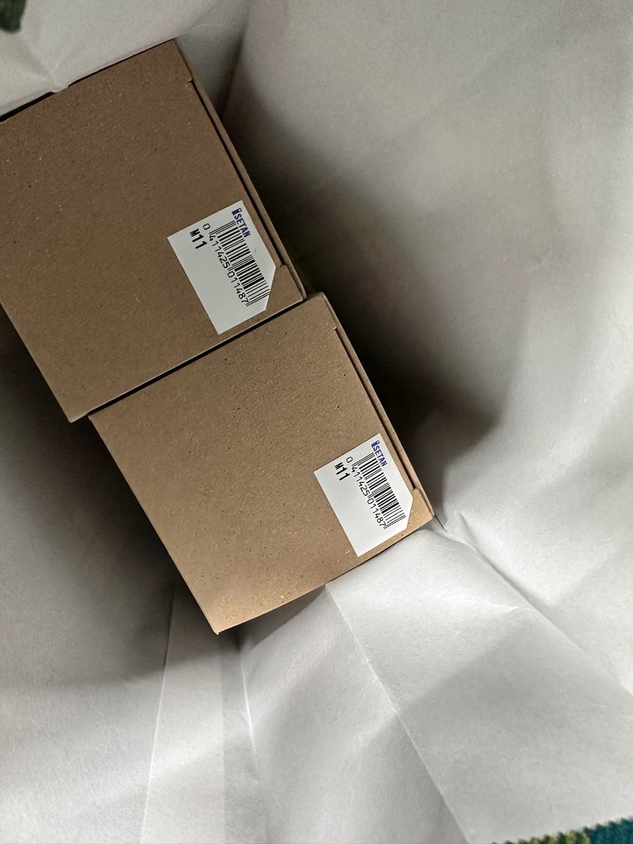 この為だけに新宿伊勢丹まで行った怪しいグラサン男