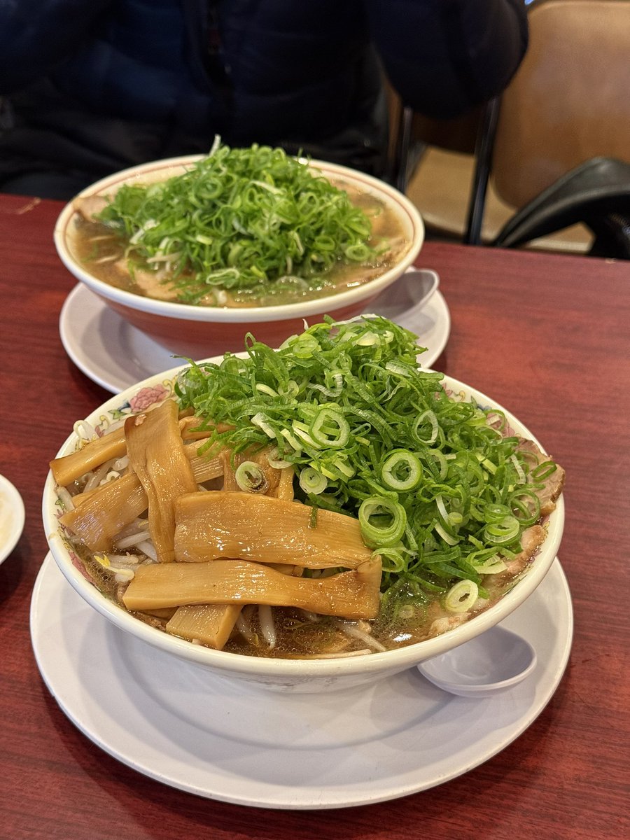 yamakooon's tweet photo. 京都で1番並ぶラーメン屋！【第一旭】
オイシー！！！！！ https://t.co/hsLFz2OCSH