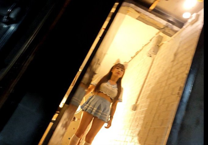 RayaneGh's tweet image. #湖南 #长沙 #站街 #快餐 #修车 #站街女  200 玉兰路 搜三里垅直接去，久闻玉兰路大名，特意前来拜访。人潮涌动，好久没看到这场面了。