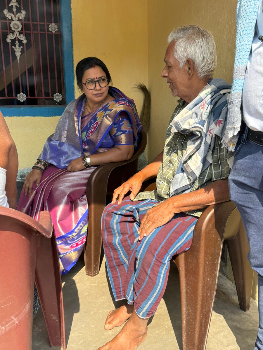 dyan_mina's tweet photo. ସୁଖ ଓ ଦୁଃଖ ମନୁଷ୍ୟ ଜୀବନର ଦୁଇଟି ନିକିତି l ଉଭୟକୁ ଆଦରି ଜୀବନର ବାଟ ଚାଲିବାକୁ ହେବ l https://t.co/91zaH4o8aC