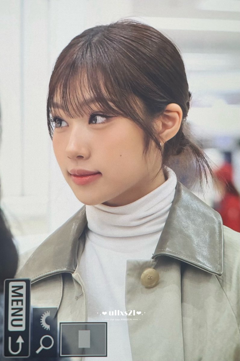 ullxs2l's tweet photo. 251210 

#izna #이즈나 #イズナ
#CHOIJUNGEUN #최정은 #ジョンウン https://t.co/UDzCKsmmbG
