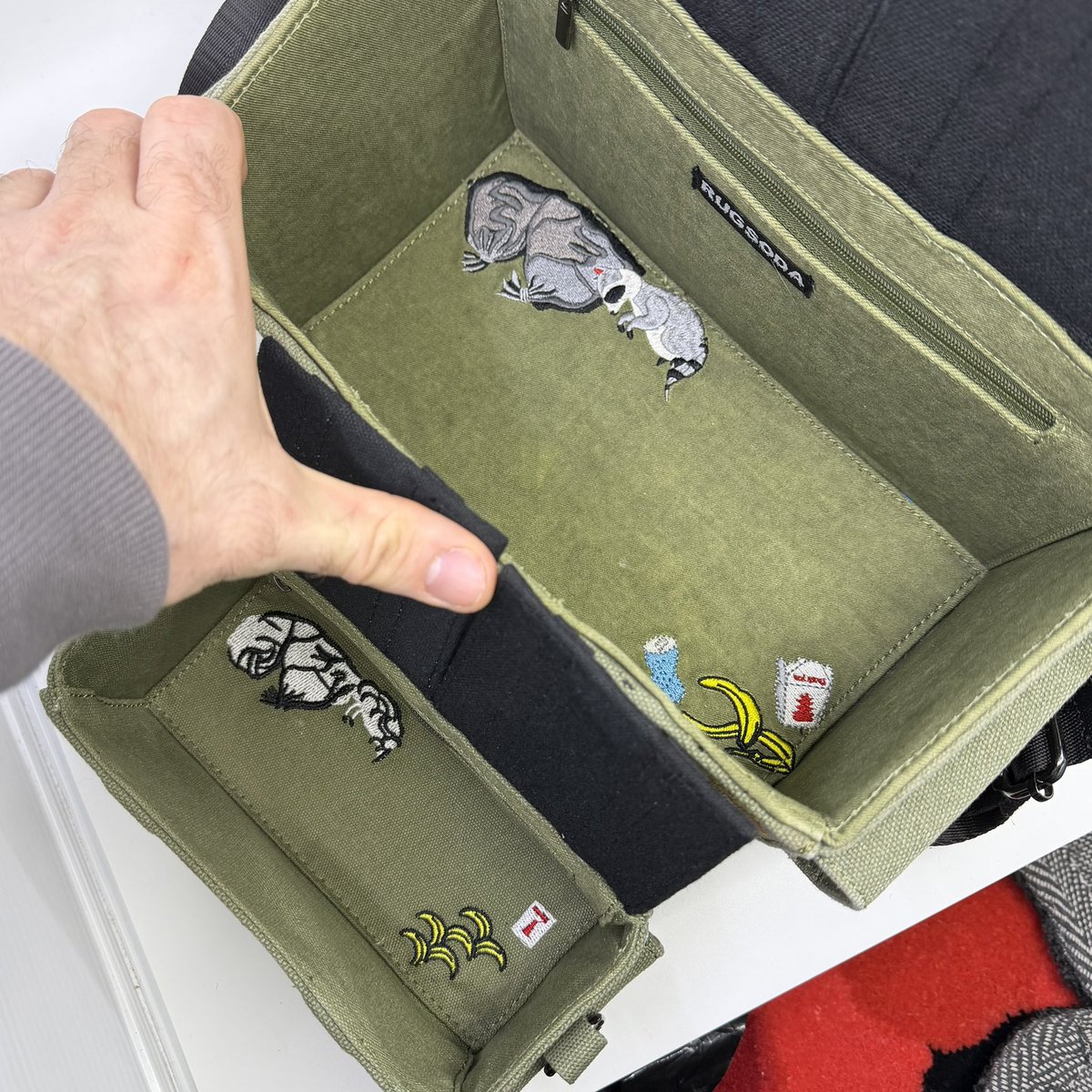 nellaf's tweet image. i ordered a knock off version of my bag it finally came in here’s the comparison 💀