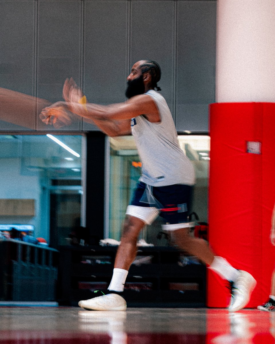 One of three players in the @NBA's top 15 all-time for both points (10th) and assists (13th) 👀 