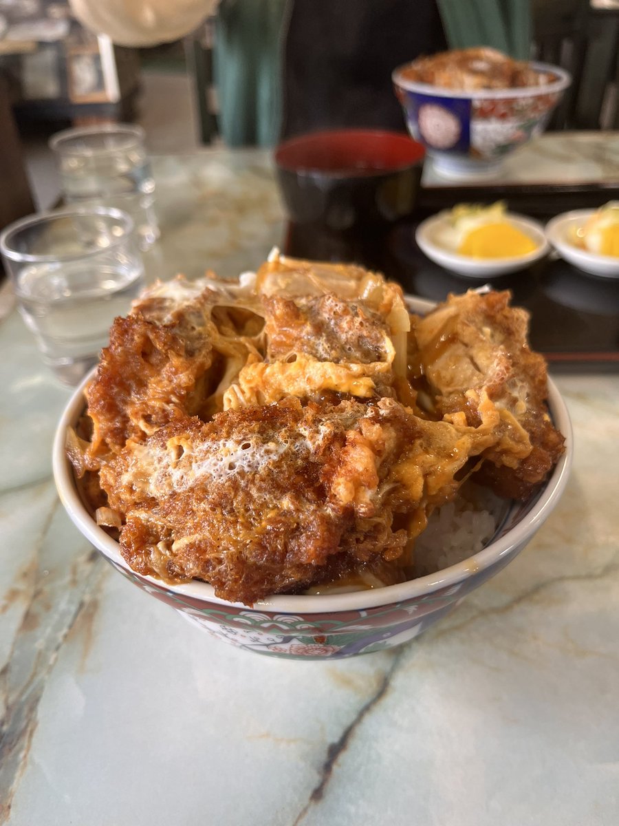 12/1421時に楽しいお知らせがあります。

これは群馬で1番美味いカツ丼