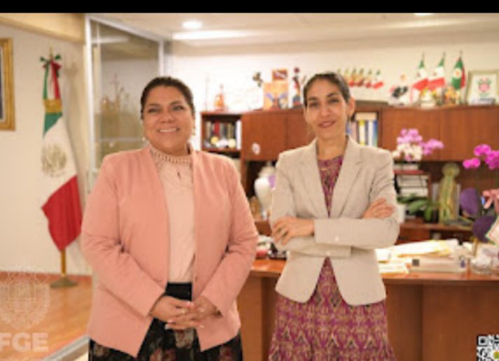 Fiscalía de consigna. P/Aurelio Contreras rubricacolumna.blogspot.com/2025/12/fiscal… <a href="/elrudolph/">El Rudolph... y ya</a> <a href="/Fabiofuentesn/">🇲🇽Fabio Fuentes Navarr</a> <a href="/HaydeWhite/">H. White</a> <a href="/jltm68/">Jorge L TorresMarcos</a> <a href="/JM_Phone_Home/">JM</a> <a href="/jsmjarochov/">Jaime Sanchez M.</a> <a href="/lulu_reportera/">Lulú reportera🚴‍♀️</a> <a href="/nmeza14/">Jarocha orgullosa</a> <a href="/ral_uv/">Raúl Arias Lovillo</a> <a href="/RPlebeyo/">El Papa Nicolaou</a> <a href="/AnglicaRecillas/">Angélica Recillas</a> <a href="/gracie_ss/">Lola S</a> <a href="/mitoguti/">Mireya Toto Gtz</a> <a href="/Guadalupehmar/">Guadalupe H Mar</a> <a href="/eldiablojijuelo/">Adrián Francisco GG</a> <a href="/orazioaguirre/">orazio aguirre</a> <a href="/VPMLII/">Paola</a>