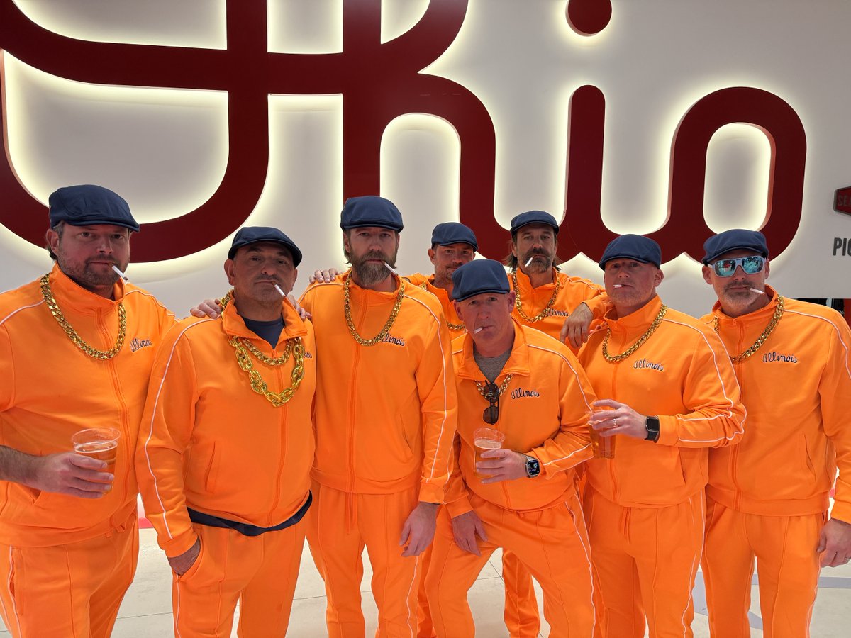 IlliniAD's tweet image. (The boys in 🔶🔶 brought it strong too.)