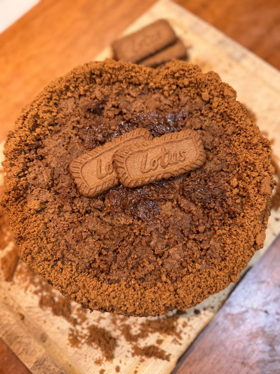 Dulce de Leche x Biscoff Cheesecake 🤍