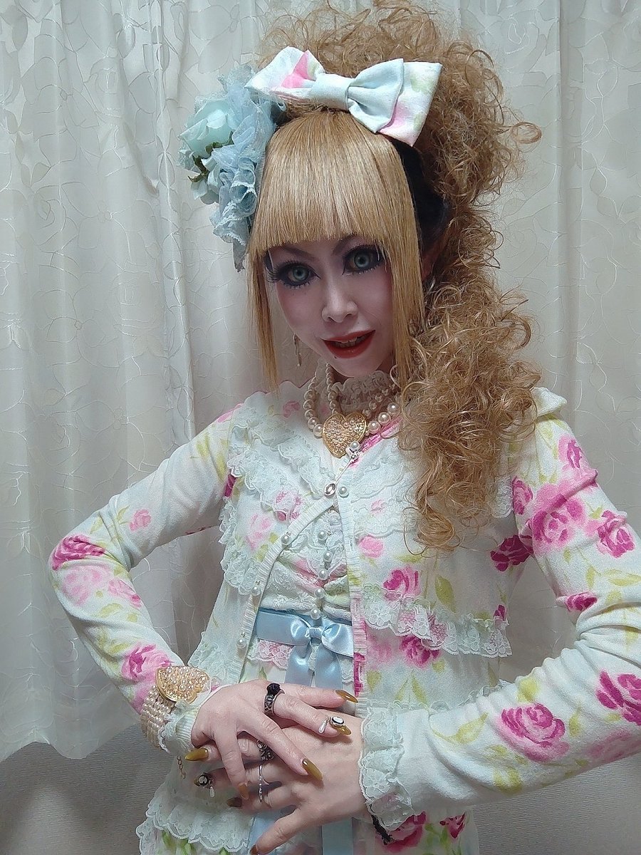 𝑇𝑂𝐷𝐴𝑌🌹·˖✶ あの頃のバンギャ(⑅ꇐ₃ꇐ )キャバキャバ♥️ 平成姫