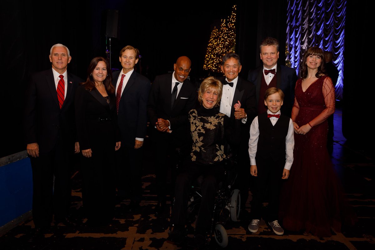 Keith&Kristyn Getty tweet media