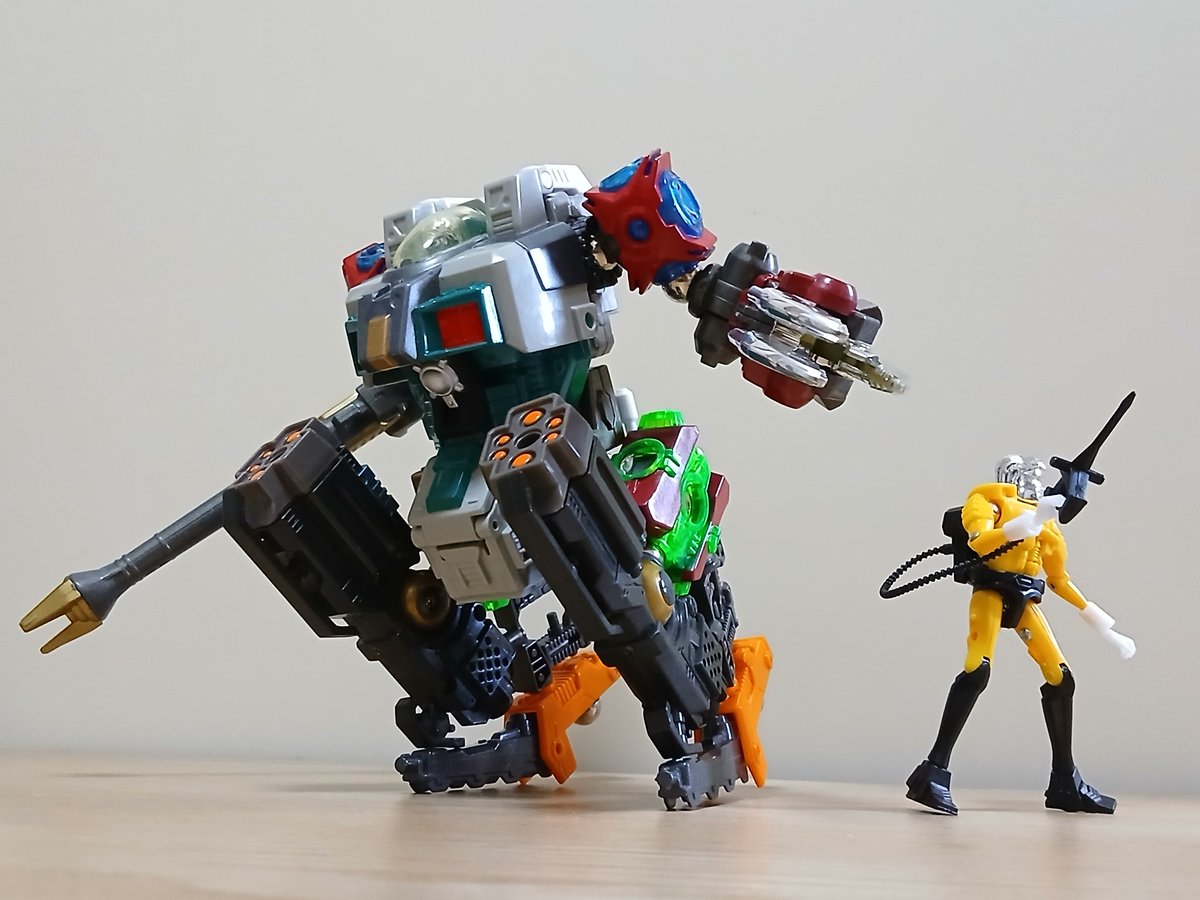 RT @mosasakedama: Stroooooooong Break!!!!!!!!!!!!!!!!! #ミクロマン