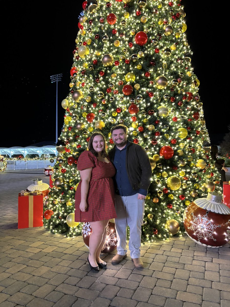 bhackett17's tweet photo. ❤️❤️❤️ https://t.co/dsbXLxU13X