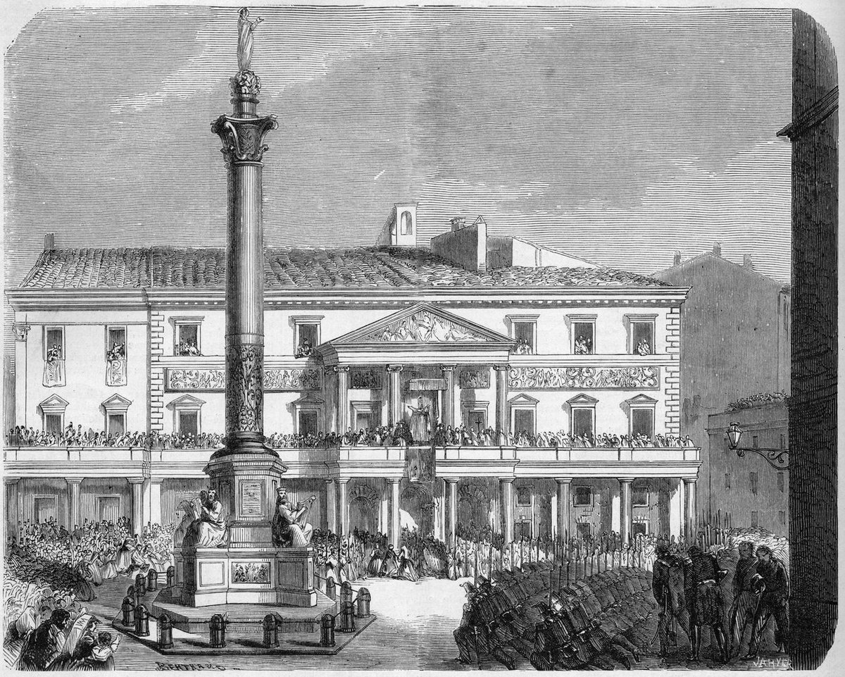 <a href="/piyorin7177/">inko♥maki</a> 『無原罪の御宿りの記念柱』祝別式

1857年当時は、太いオーク材の単体はしご（6〜8m）複数本を、金具と縄で縦に連結し一本の超長はしごにして数十人で支え、消防士が頂上まで登って花冠を奉献していたそうです。

この初回の奉献がそのまま伝統として今日まで続いているとか。凄いですね。