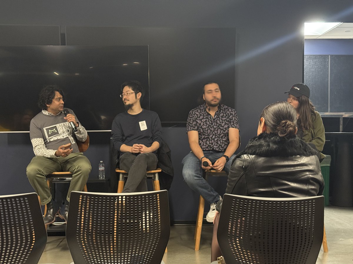 Full house today at <a href="/SiliconVlyBank/">Silicon Valley Bank</a>!

Wonderful to host alongside <a href="/jeanmalha/">Jean Malha</a> from <a href="/awscloud/">Amazon Web Services</a>, <a href="/vr000m/">Varun Singh</a> from <a href="/trydaily/">Daily</a> / <a href="/pipecat_ai/">Pipecat AI</a>, and <a href="/_ty274/">Takuya Yoshioka</a> from <a href="/AssemblyAI/">AssemblyAI</a> for our discussion on Next-Generation AI Models and Infrastructure

See you at the next one!