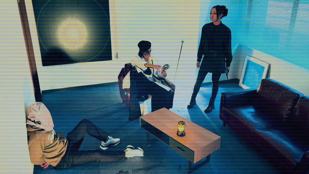 JoshSurface's tweet image. 実はキューブリックの撮影方式を研究して学んで挑みました😌脚本は叩き台、演技はジャズの即興性、スタッフの意見を取り入れ、動物園の檻を意識させる画角、個性を引き出す演出方法

「静寂の中の声」
youtu.be/fUIdtjnUglc?si…

REUNION:03 プロローグ
youtu.be/3GGeGTd5zdg?si…

#酒場SF
#REUNION