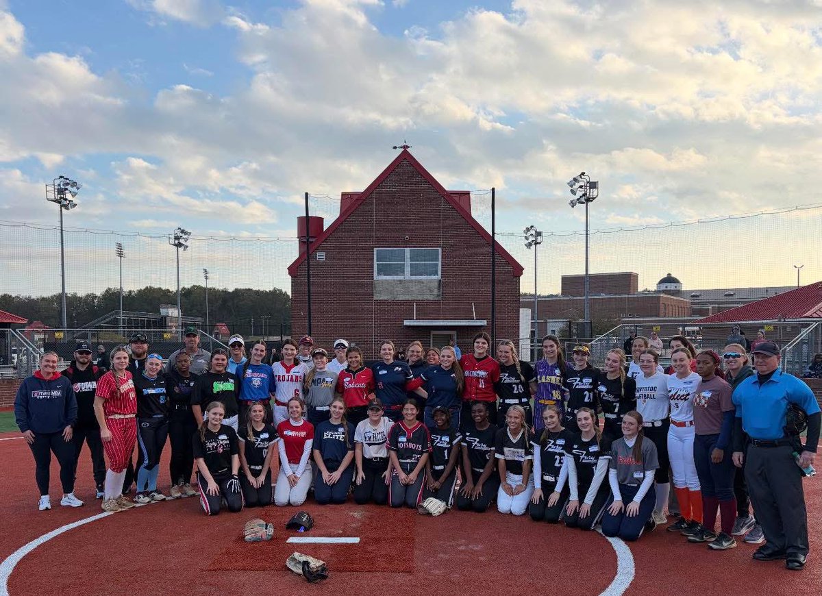 I had a great time at the southern  stars combine this past weekend! Thanks to all of the coaches who showed up.  I enjoyed meeting everyone.
<a href="/JC_BobcatsSB/">Jones College SB</a> <a href="/MCCEagles/">Meridian Community College</a> <a href="/PearlRiverSB/">Pearl River Softball</a> <a href="/CoLinSoftball/">Co-Lin Softball</a> <a href="/LetsGoICC_SB/">Itawamba Softball</a> <a href="/MGCCCSoftball/">MGCCC Softball</a> <a href="/NWCCSoftball/">Northwest Ranger Softball</a> <a href="/UWA_Softball/">UWA Softball</a>