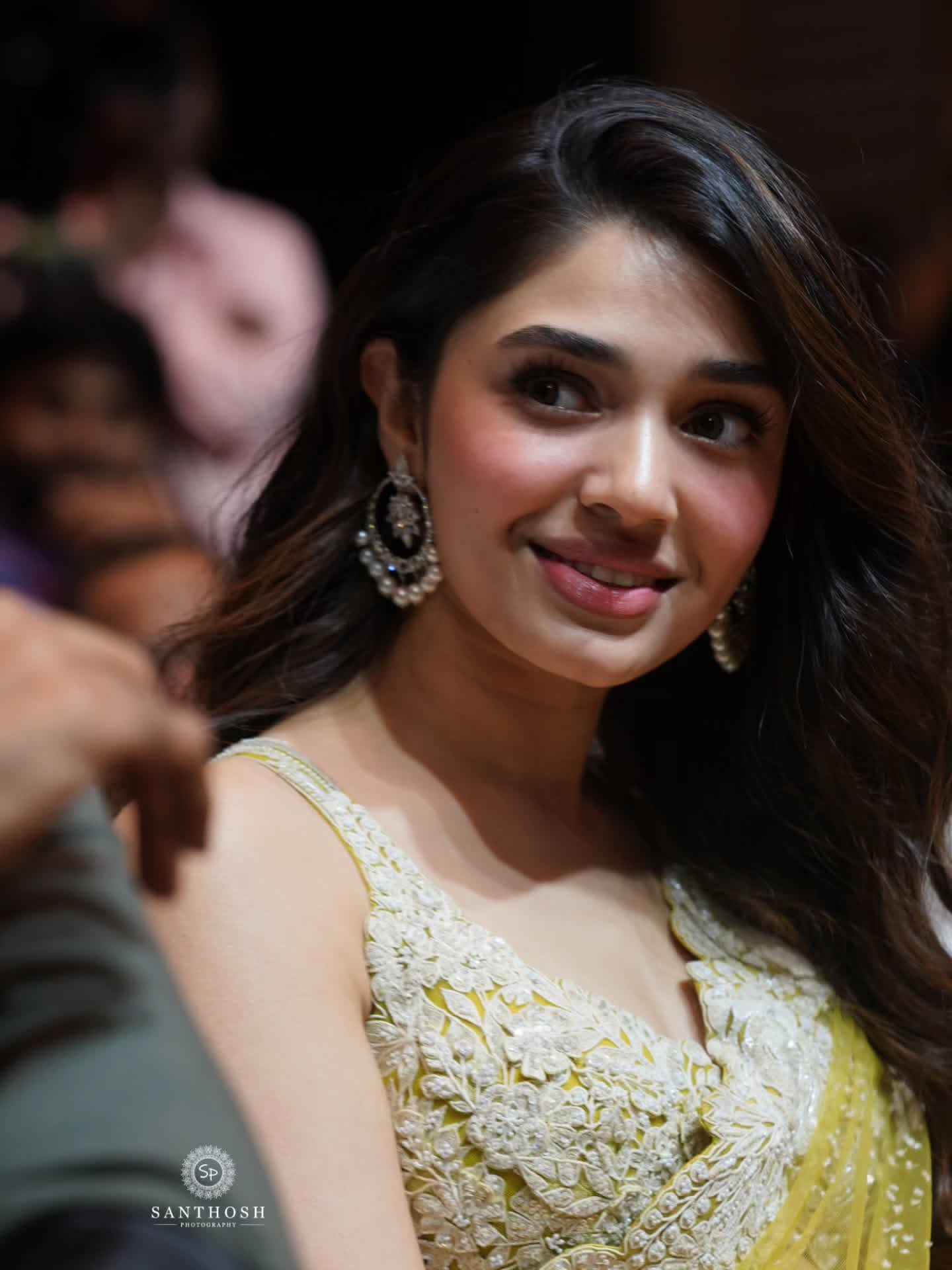 G7xy3PVbkAAqrdj?format=jpg&name=large