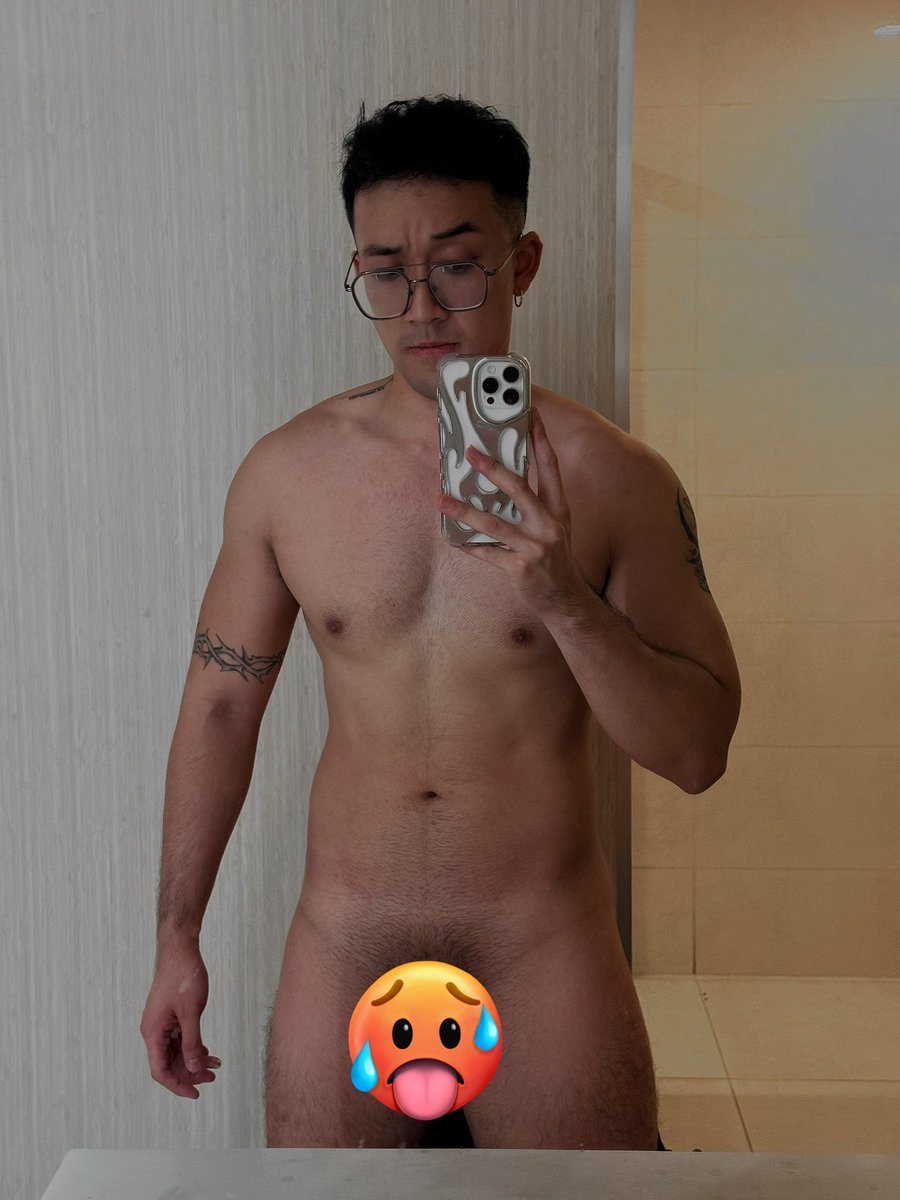 Grindr_Wolf tweet media