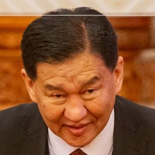 Жинхэнэ хулгайч чинь энэ л гэж боддог ш дээ