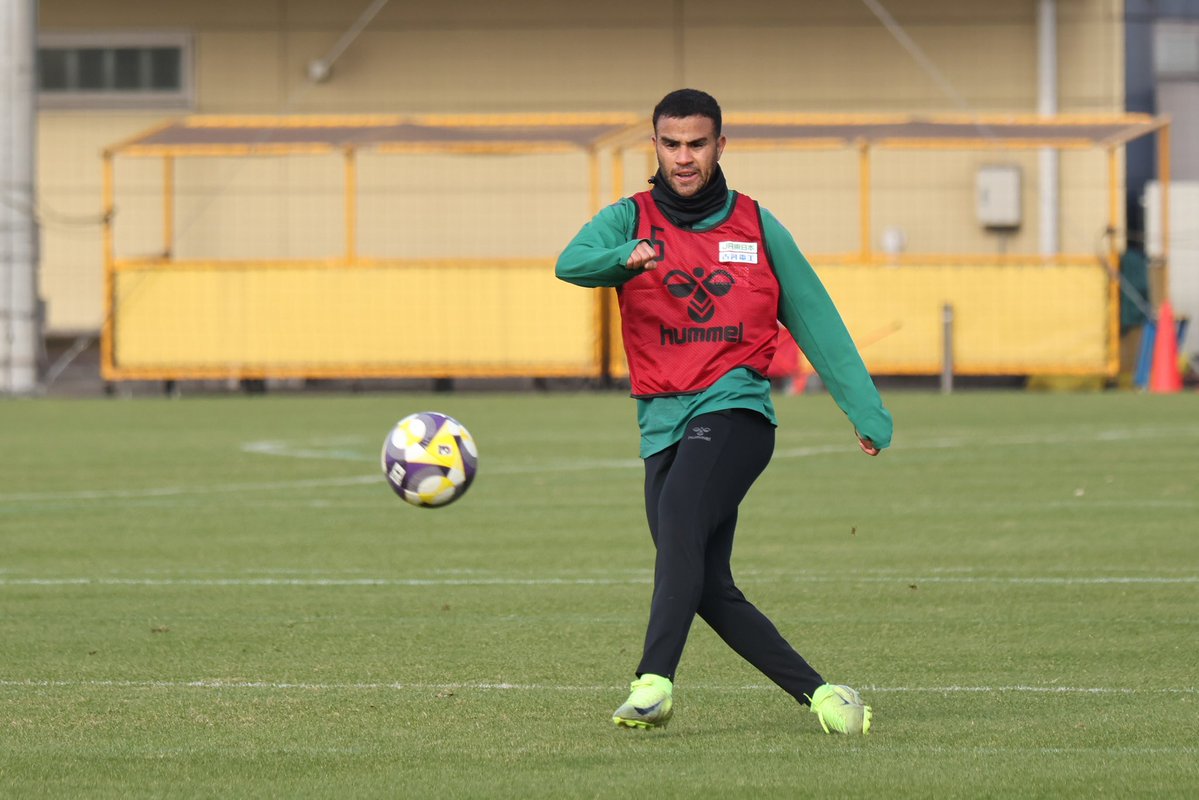 伝説になれ、カルリーニョス