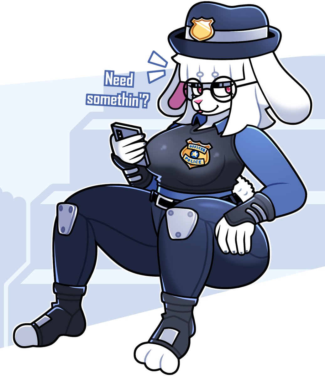 LornaIIa's tweet image. Chillin' on da job 🚔