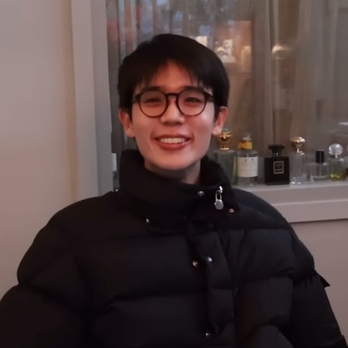 พี่จ๋าตอนทำวิจัยเค้าหล่อน่ารักเนอะ (⺣◡⺣)♡*