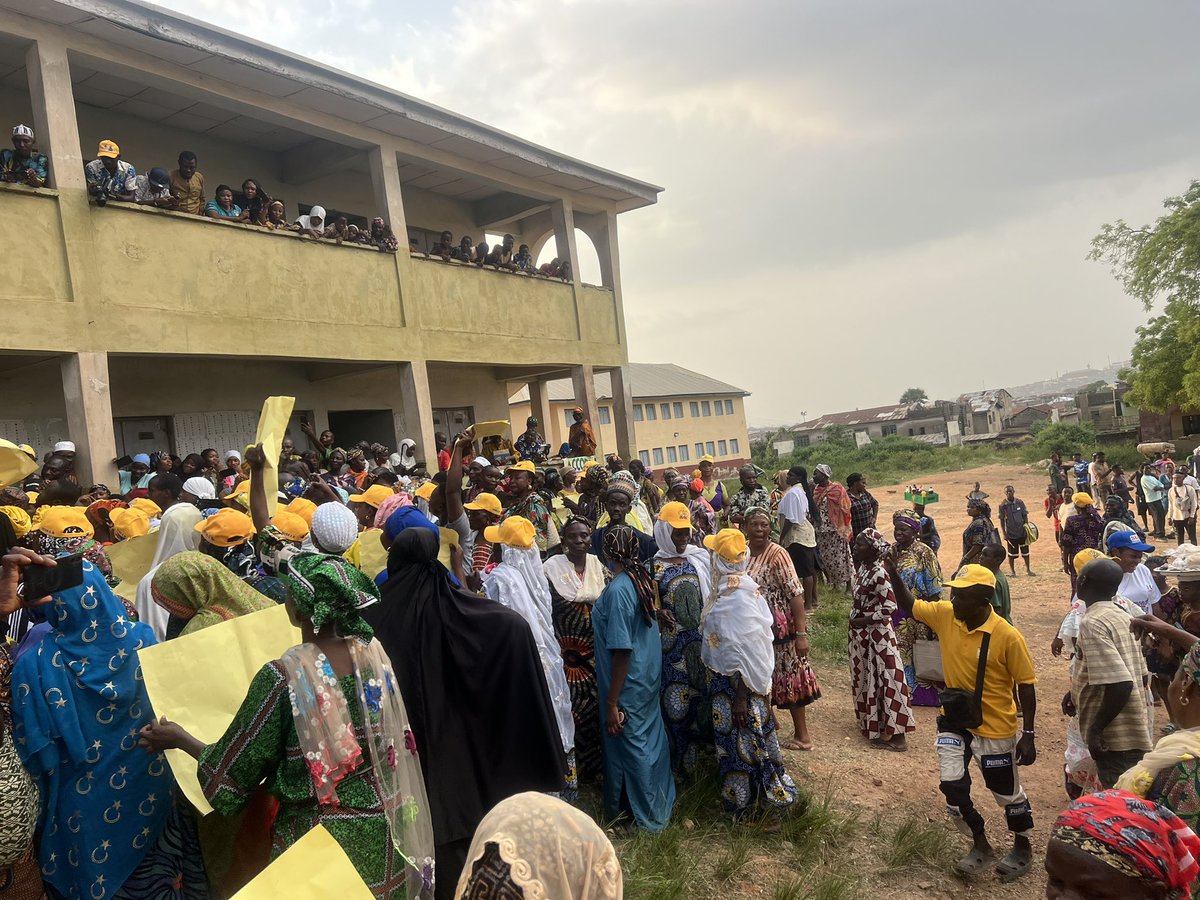 AccordOyoState's tweet photo. ACCORD’S HISTORIC MOBILIZATION IN IBADAN SOUTH EAST SIGNALS READINESS FOR 2027 https://t.co/RAv8t1Iecl