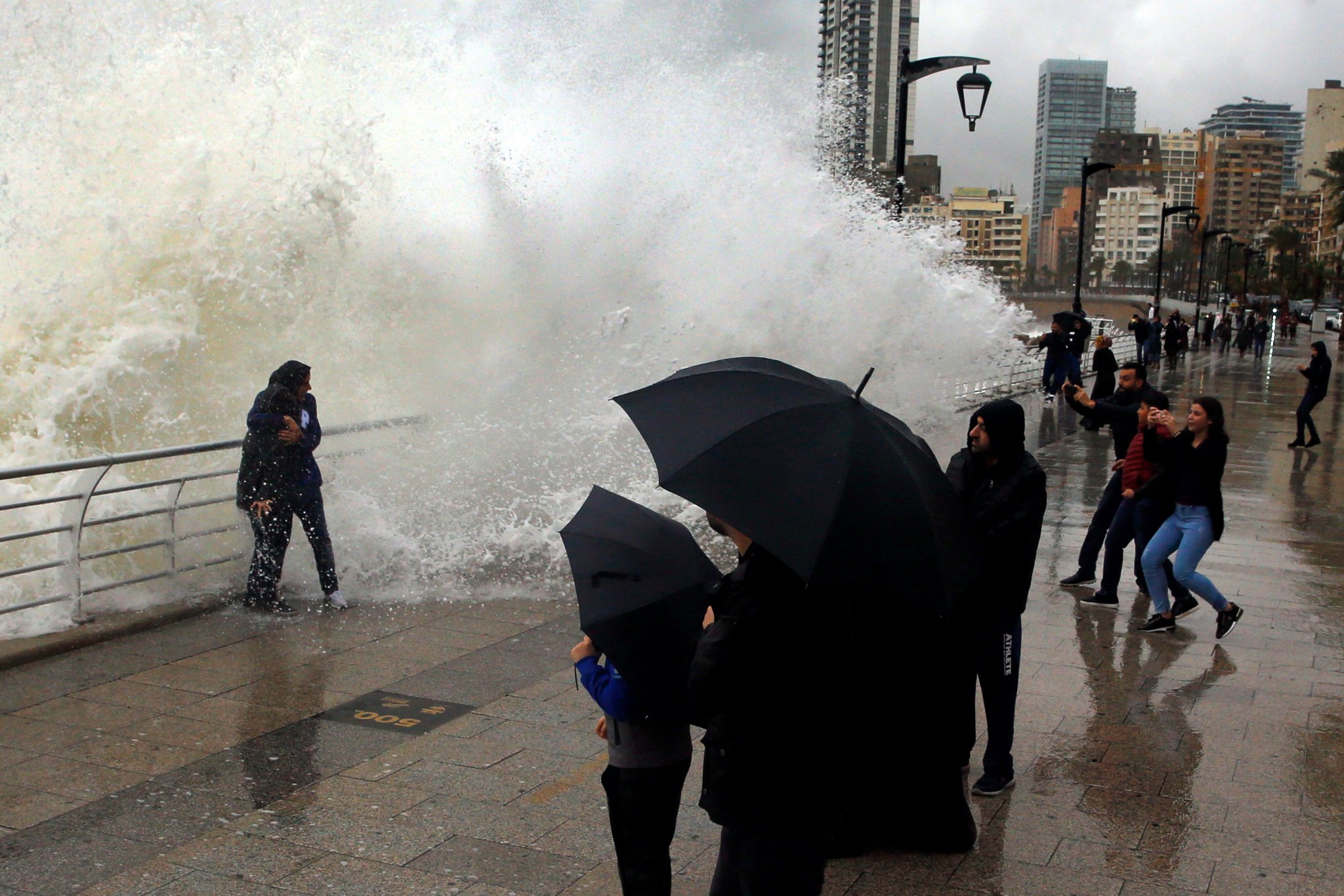 عاجل إذا كنت في الشرق الأوسط فلا تتجاهل هذا التحذير: ما الذي يجب فعله قبل وصول منخفض "بايرون"؟ 