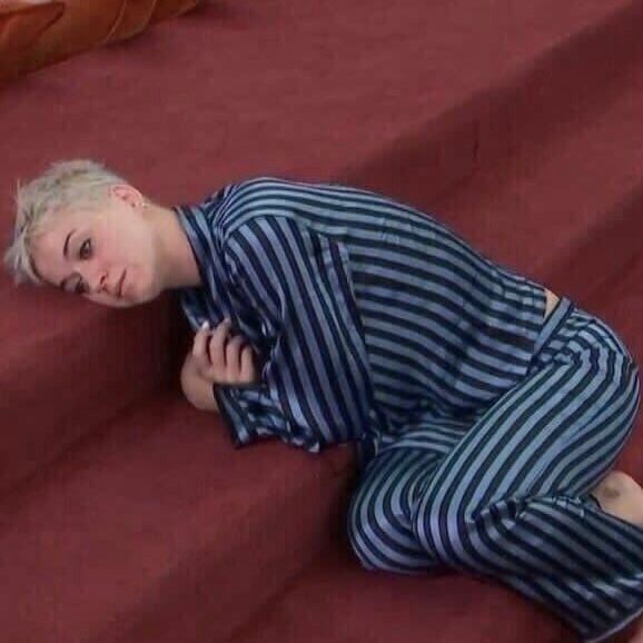 Yo tratando de quedarme dormida otra vez después de ese #temblor tan sesenta hpta
