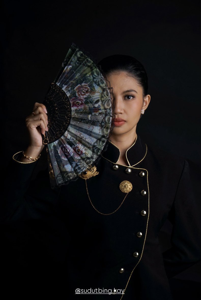 aecclessia's tweet photo. [JASA PHOTOGRAPHER BANDUNG]

Hii Guys! buat yg butuh fotografer untuk foto pictorial, studio, compcard dll wilayah Bandung bisa langsung DM ya! Dijamin murah tapi hasil gak murahan😚✨ 

Bisa langsung cek Ig : @/sudutbing.kay 

#photographer #bandung #fotograferbandung #model https://t.co/NaRtqSUlG4