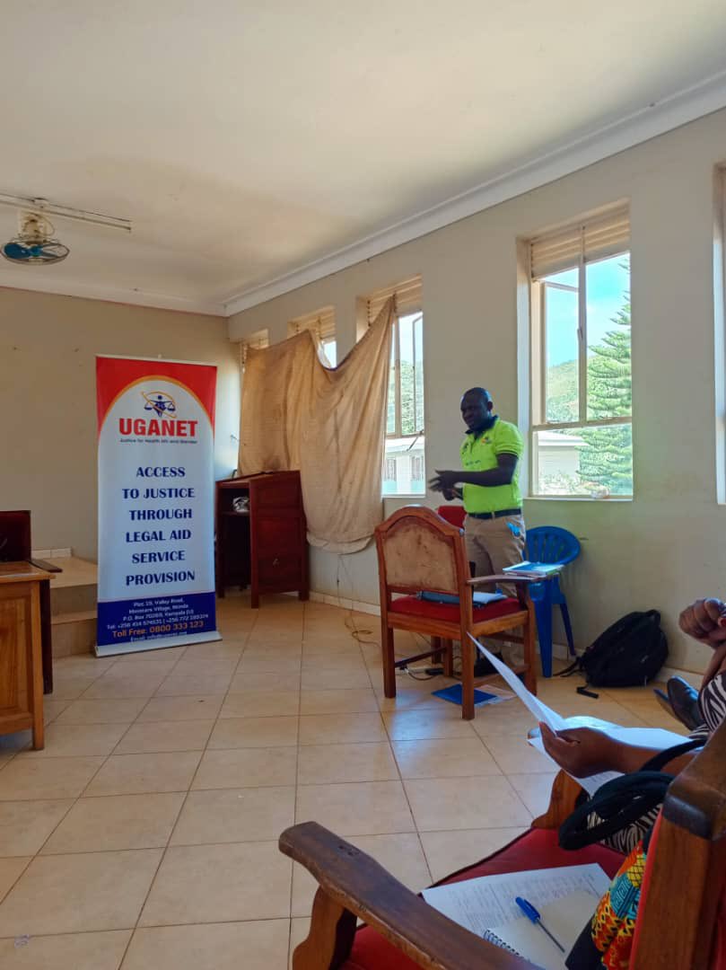 NAFOPHANU's tweet photo. District Biostatistician Kamuli shared detailed data insights that underscored both progress and remaining challenges in HIV service delivery, reinforcing the need for evidence-driven, rights-based integration across the district.

#HIVIntegration #HumanRights #NAFOPHANUatHome https://t.co/54loHXkSEl
