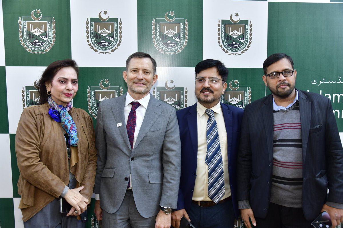 ioevoice's tweet photo. 🇵🇰🤝 Strengthening Employer Engagement and Social Dialogue in Pakistan 

The recent meeting between IOE Secretary General and business leaders in Islamabad, Pakistan, demonstrates our commitment to local employers and the independence of business organisations. It also highlights the influence that IOE members have on local policies.

The Secretary-General met with the Minister of Labour, senior trade union leaders, and other political figures to discuss actions on key issues, including wage policies, the platform economy, migration, occupational health and safety, and supply chain due diligence. Advancing these initiatives can help Pakistan—a country with tremendous potential—foster growth and attract investment.

The IOE was impressed by the strength of social dialogue in the country, even in the face of significant challenges.
We would like to thank the @efp_pak Pakistan Employers' Federation and the @fpcci_ Pakistan Federation Chamber of Commerce and Industry for their warm welcome.

We would also like to express our gratitude to His Excellency, the Minister of Labour and his entire team, including the Secretary of Labour, for their hospitality and collaboration with the IOE. We would also like to thank the trade union leader of Pakistan, Mr Zahoor Awan for his welcome.

Explore additional photos from the visit in our Flickr album: https://t.co/YrAXxL5DLu