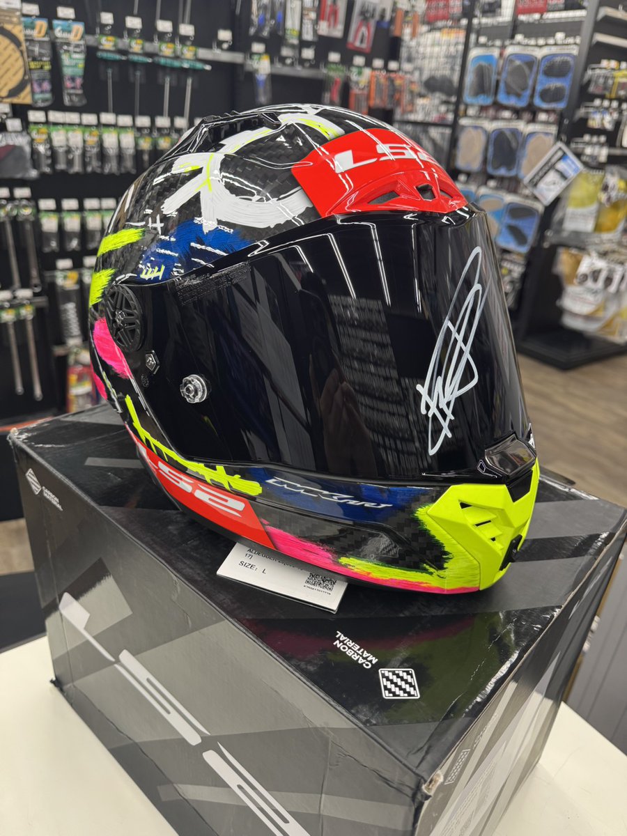 平　ヘルメット　大阪大学　L レジェンドライダーのレプリカを手に入れろ！ - webオートバイ