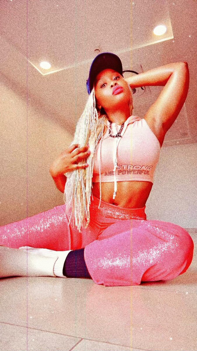 JojoAnsong's tweet image. Attention commanded purely through sound and execution! That's the power of @Maddymaznaz, the artist placing artistry at the center of the conversation. Check out her latest track, "Werk."
youtu.be/V5s7AnIAzlA?si…
#Werk #MaddyMaznaz