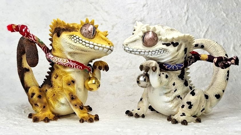 新作の招きクレス完成しました！ 今週末のクリマに持っていきます