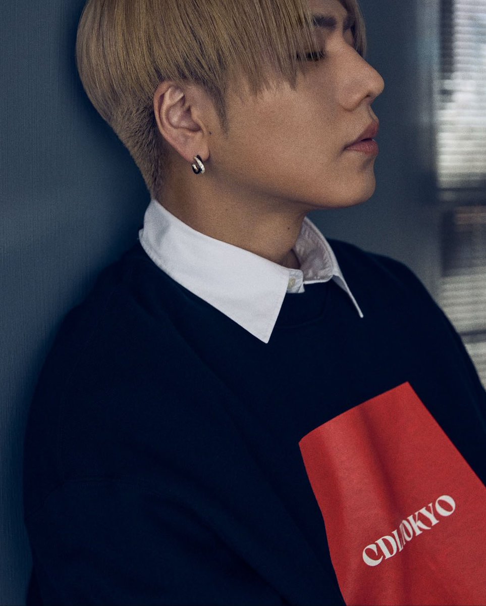 POP UP STORE NEW ITEM 🌙CDL Box Logo Sweatshirt COLOR : White